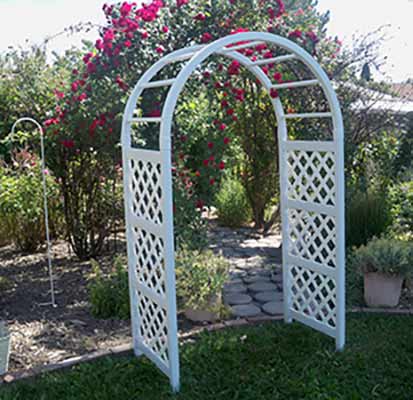 White Napa Eden classic Arch for rent in Ogden Utah