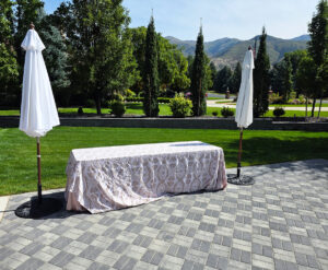 Umbrella White 9′ with Base