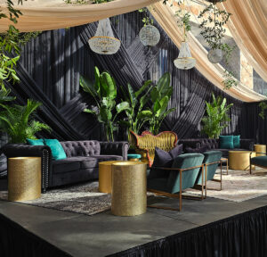 Indoor/Outdoor Staging 4’×4′ Sections