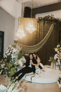 Round White Ceremony Riser