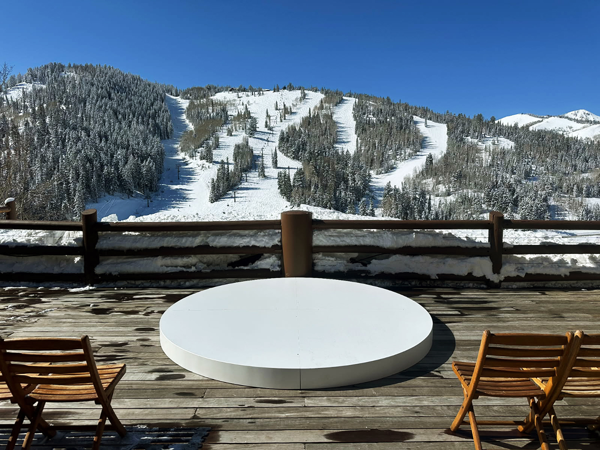 Round White Ceremony Riser