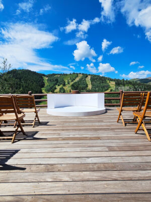 Floral Planter Quarter Round